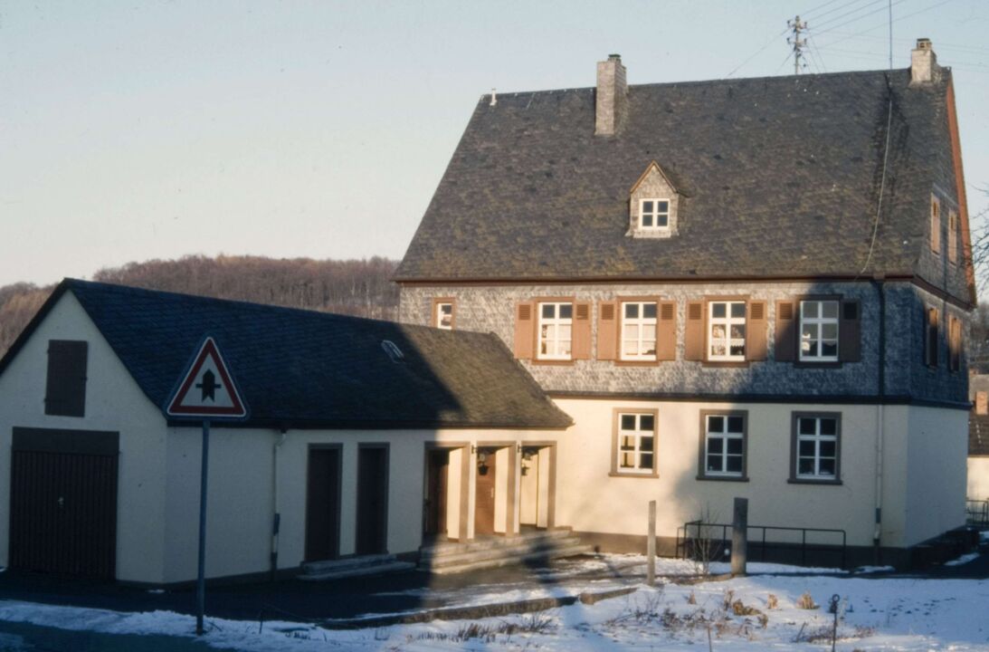 alte-volksschule-ober-kostenz117758121